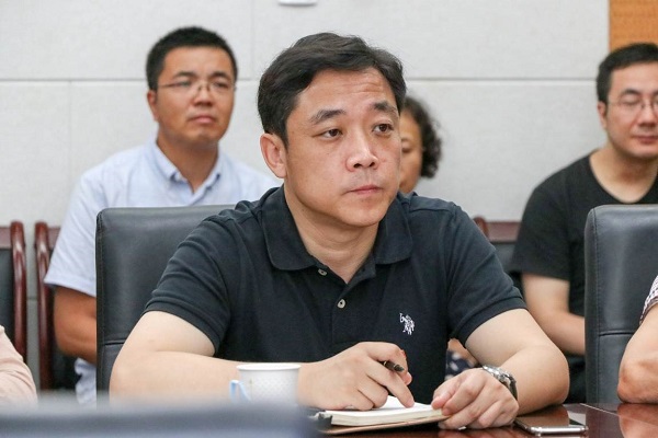 自慰喷水
党委书记蒋韬.jpg